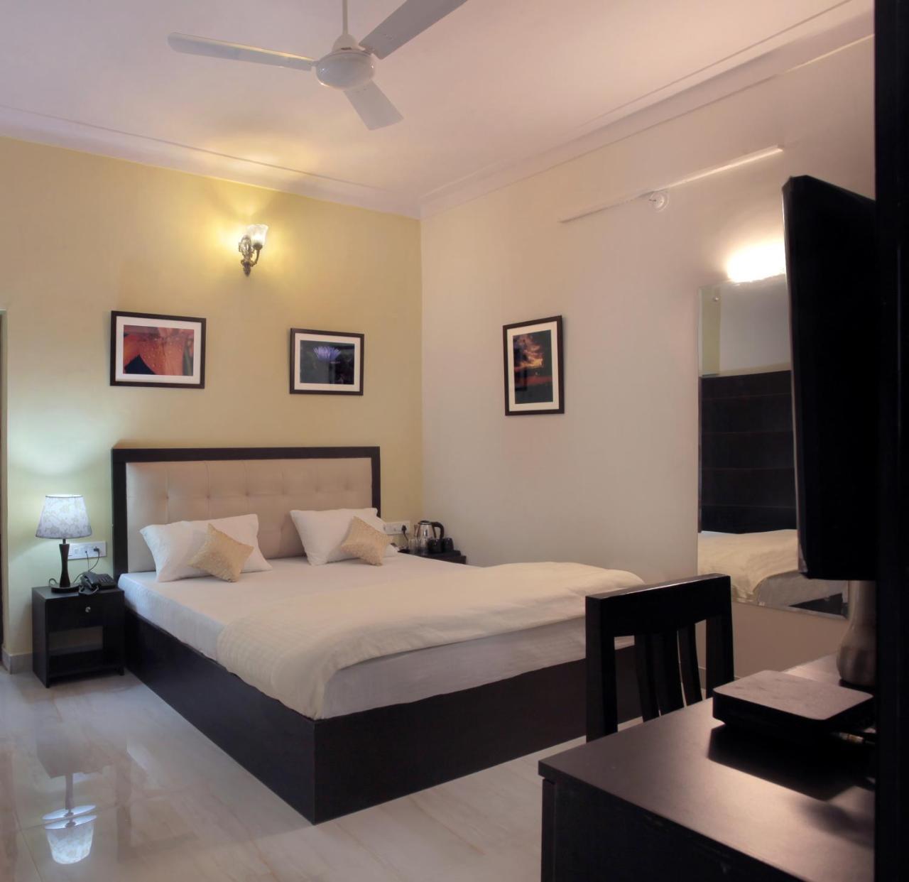 Bed and Breakfast Mimosa Udajpur Exteriér fotografie